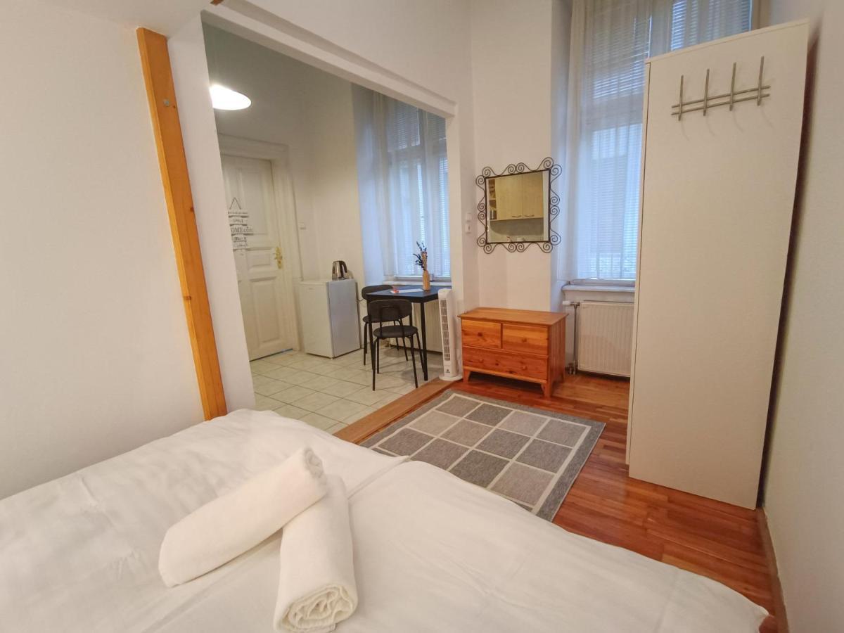 R172 Elitehost Raday Studio Apartment Budapest Extérieur photo