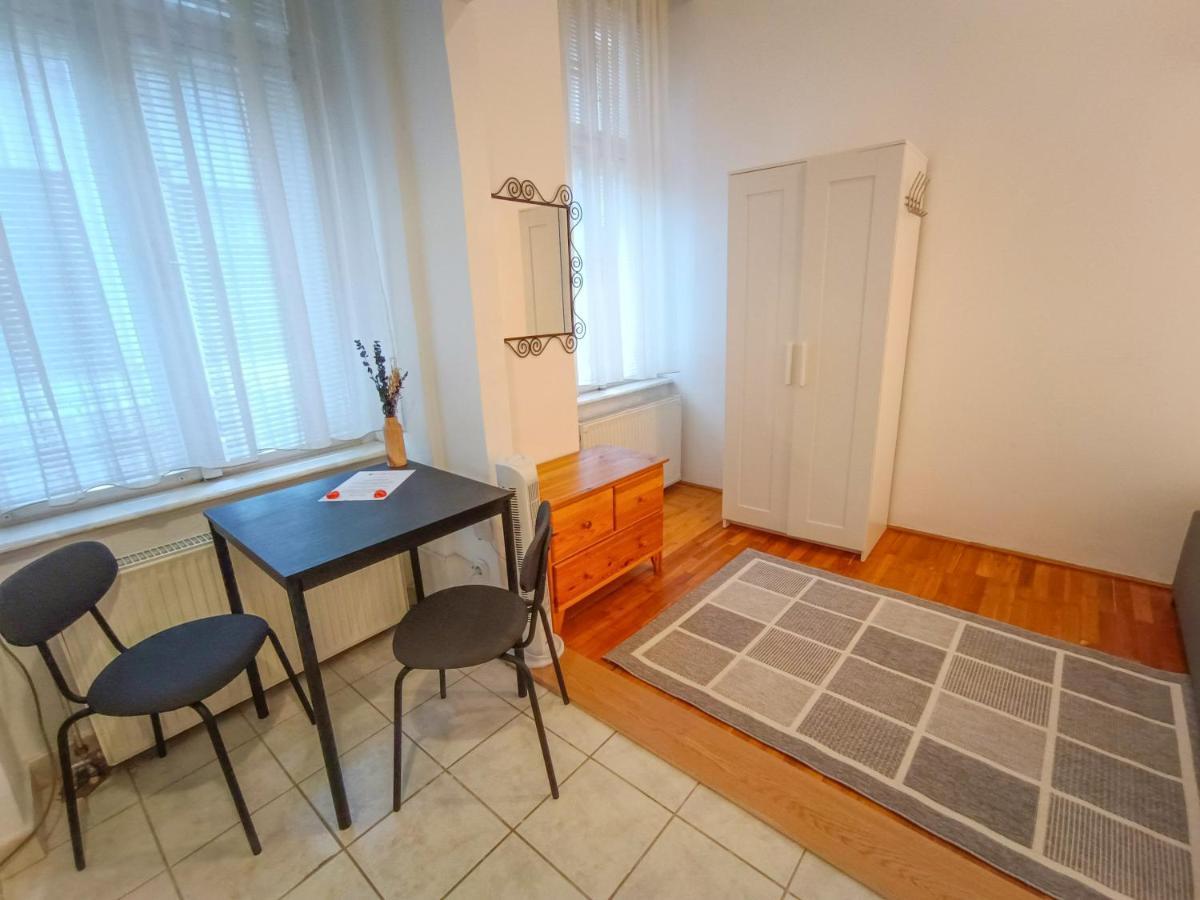 R172 Elitehost Raday Studio Apartment Budapest Extérieur photo