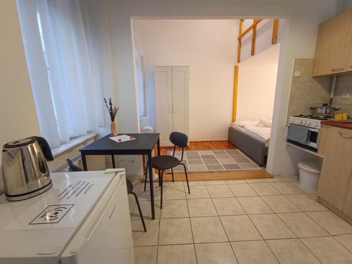 R172 Elitehost Raday Studio Apartment Budapest Extérieur photo