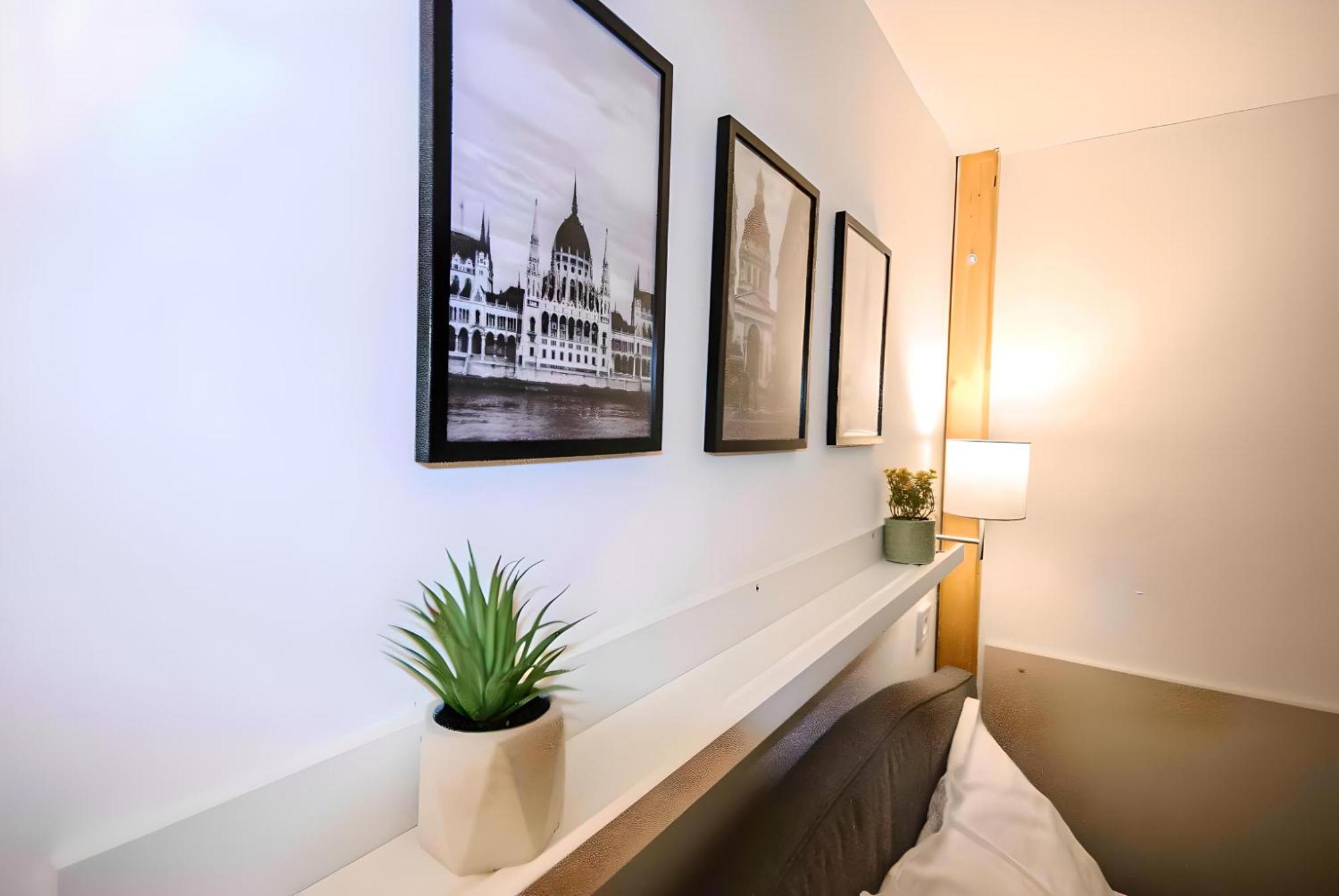R172 Elitehost Raday Studio Apartment Budapest Extérieur photo